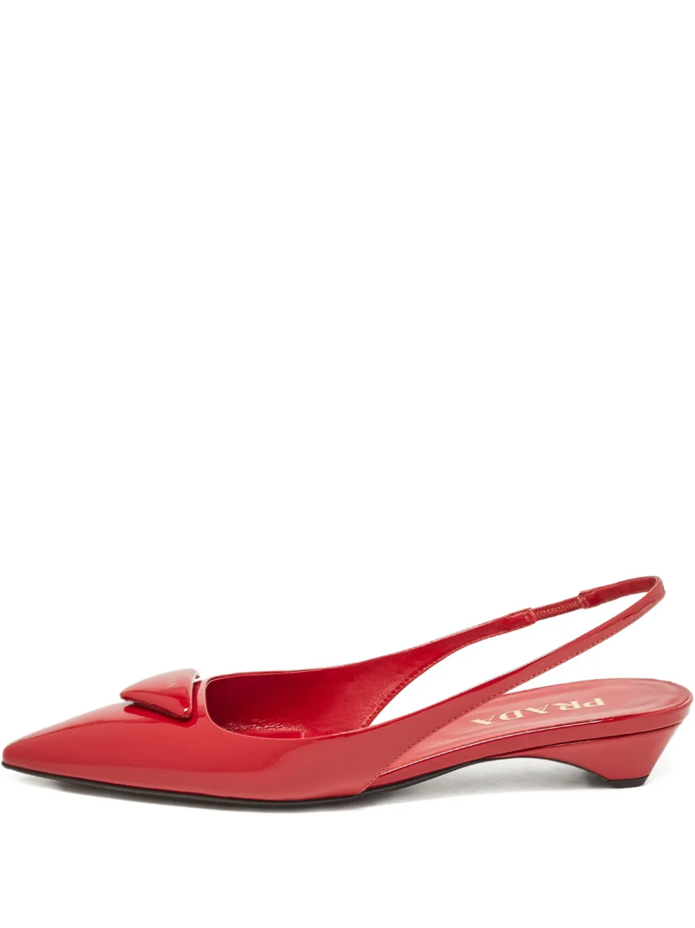 Prada Pre-Owned 2023 logo-triangle slingback pumps - レッド Prada Pre-Owned 2023 logo-triangle slingback pumps - レッド