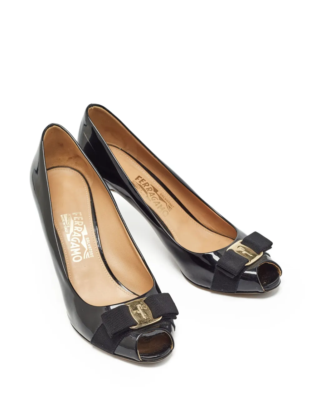 Ferragamo Pre-Owned 80mm Vara Bow pumps | Image 2