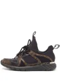 Louis Vuitton Pre-Owned mesh-panelled sneakers - Black