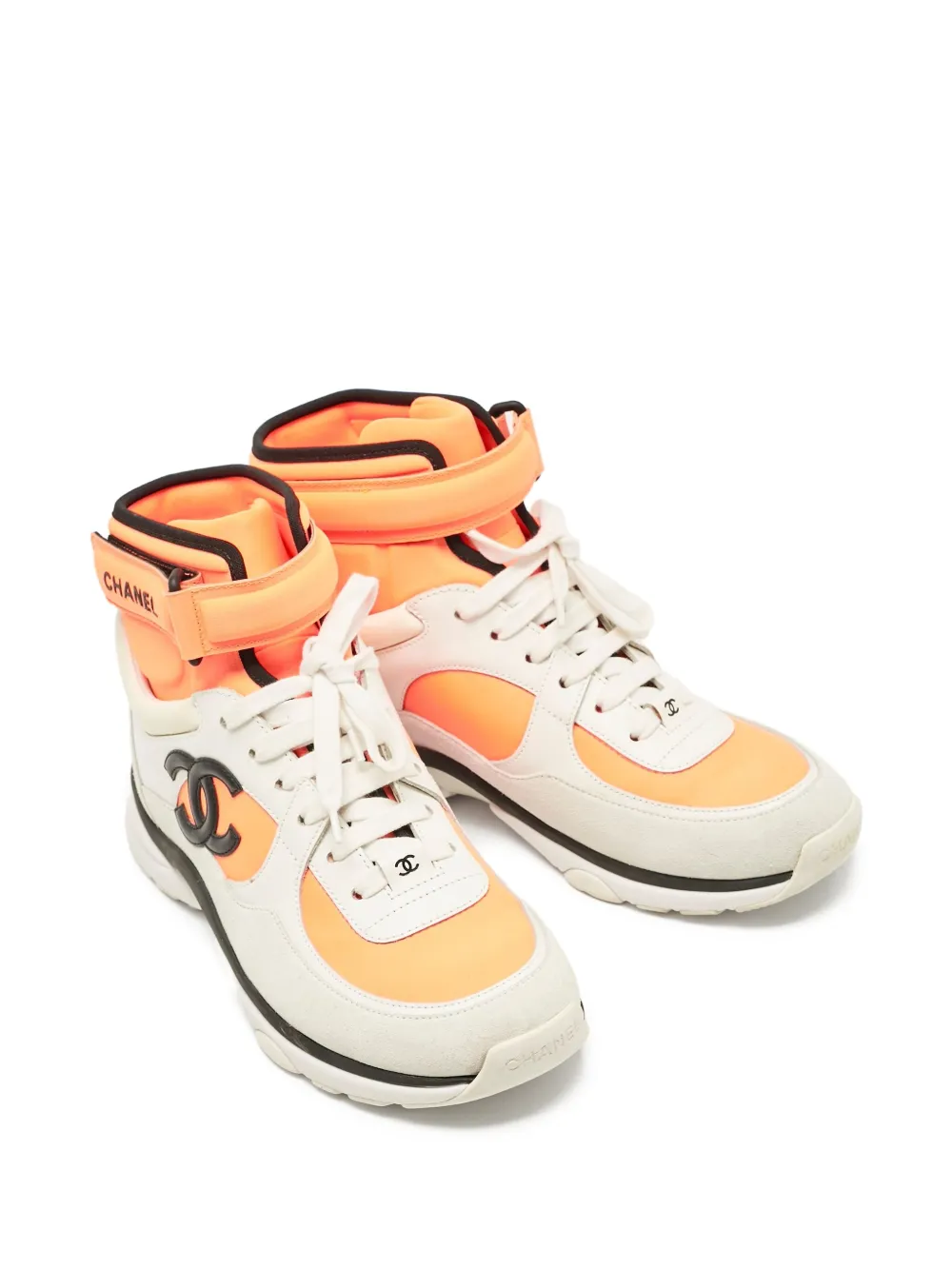 CHANEL Pre-Owned Interlocking CC-patch sneakers | Image 2