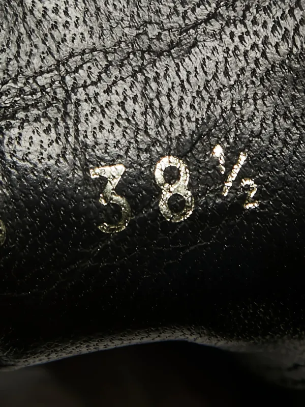 CHANEL - umjn CHANEL Pre-Owned floral-appliqué Sneakers | Black | FARFETCH PL