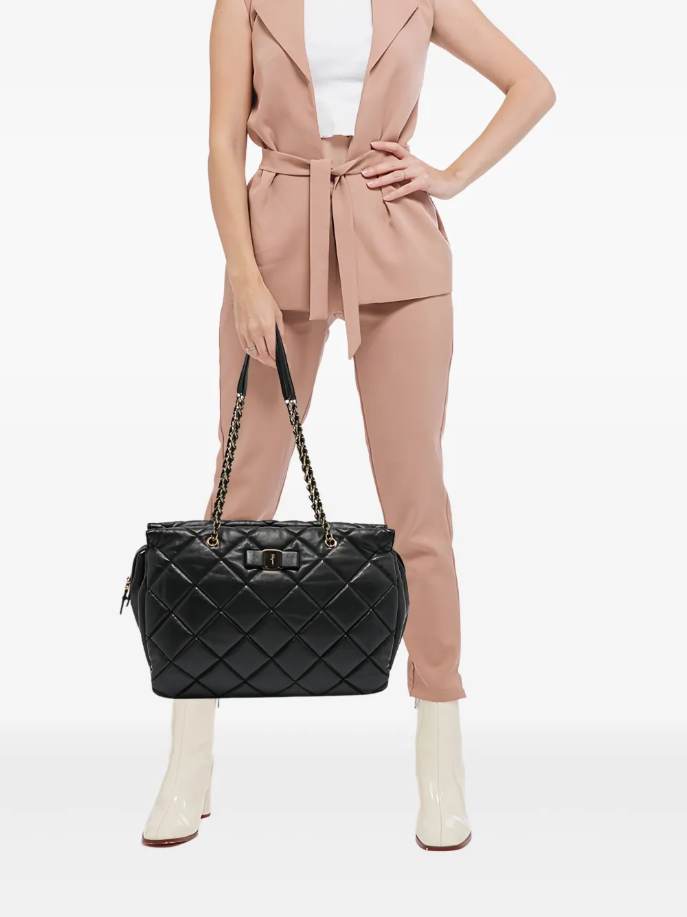 Ferragamo Pre-Owned quilted leather shoulder bag | Image 2