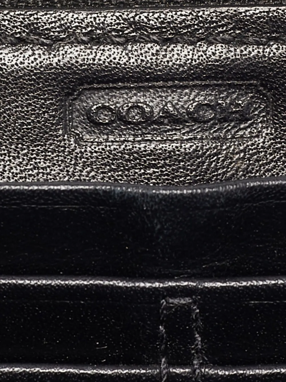 Pre-owned Coach Vintage Logo-printed Zip-around Wallet