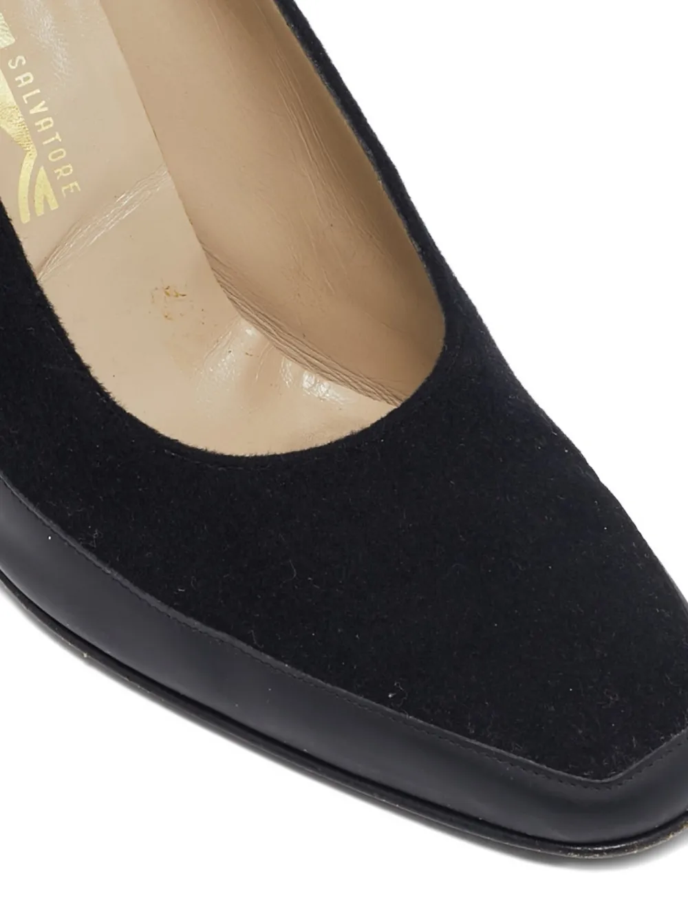 Pre-owned Ferragamo 1900s 90mm Anastasia Leather Suede Block-heel Pumps In Black