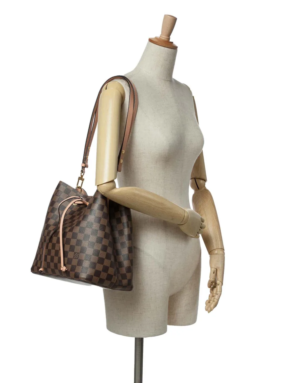 Louis Vuitton Pre-Owned 2019 Damier Ebene NeoNoe MM bucket bag | Pre-Owned | Image 2