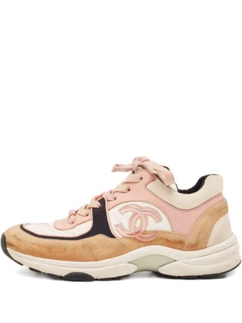 CHANEL Pre-Owned suede sneakers