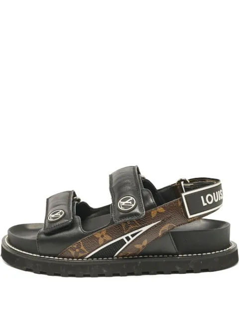 Louis Vuitton Pre-Owned Paseo flat sandals