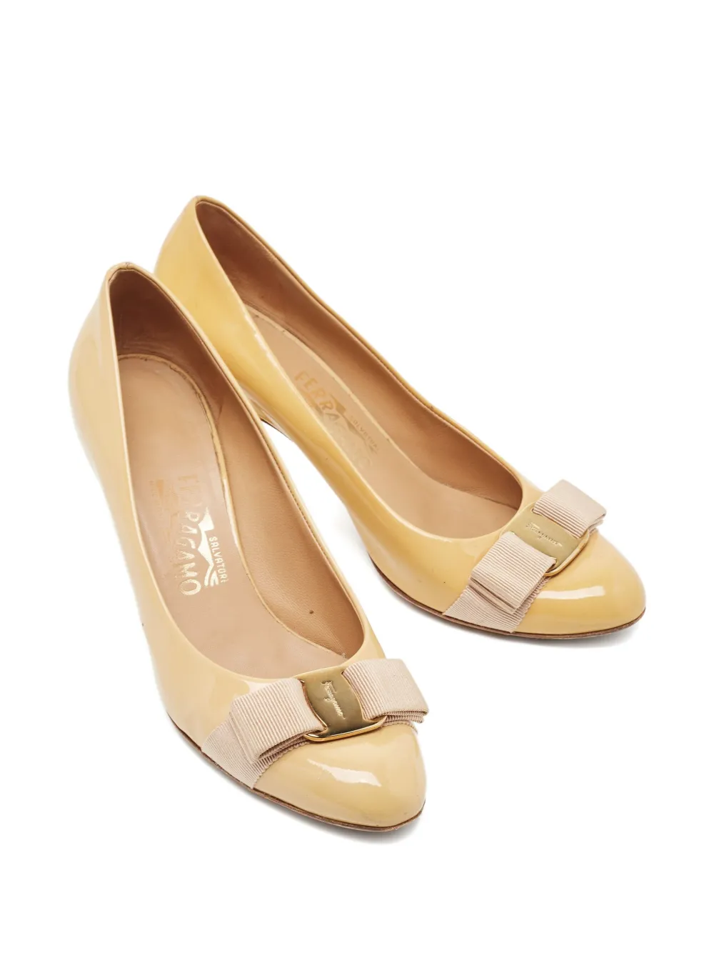 Ferragamo Pre-Owned 100 mm pumps met strikdetail - Geel