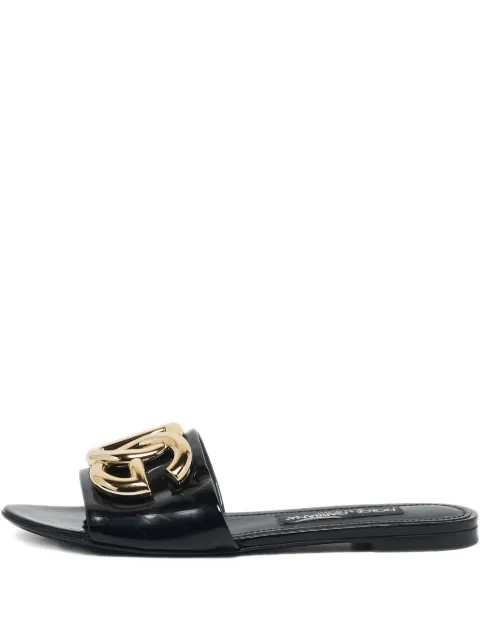 Dolce & Gabbana Pre-Owned logo-plaque leather sandals