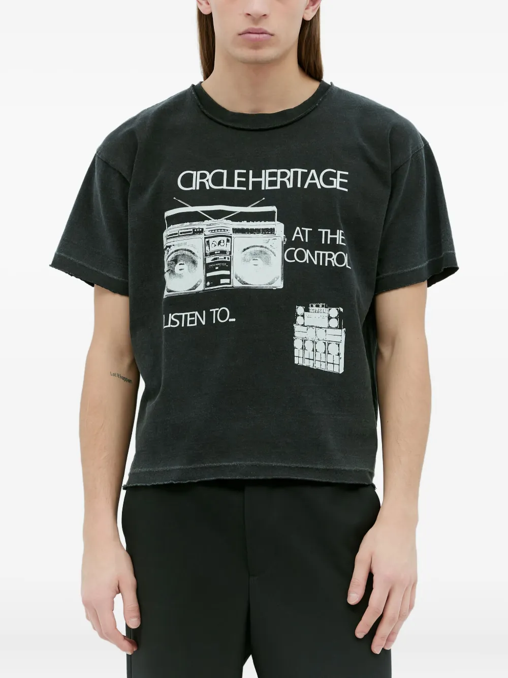 CIRCLE HERITAGE Boombox T-shirt | Black | Image 1