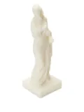Stance sculpted candle - White