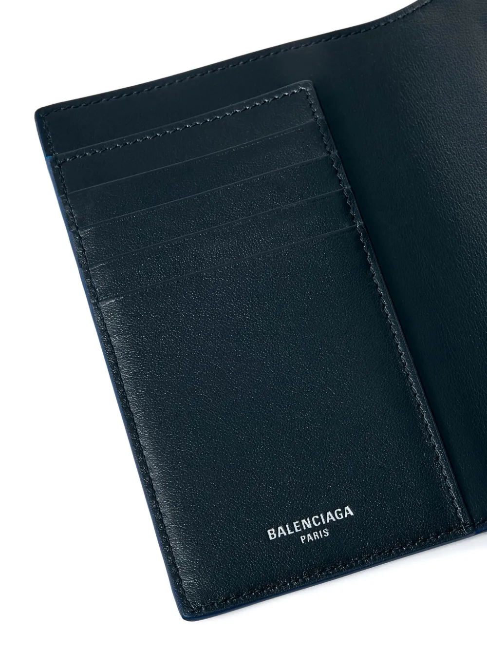Balenciaga logo-embellished passport holder Blauw