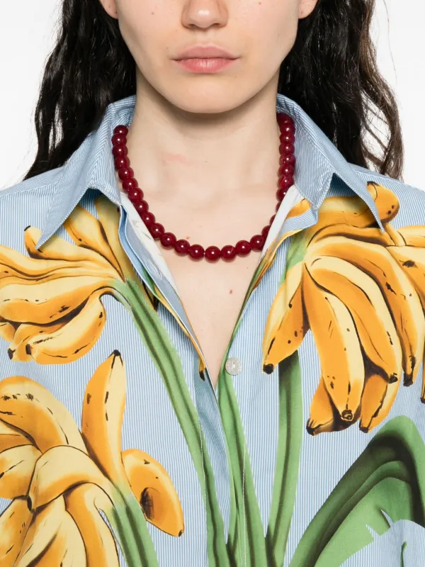 banana-print shirt