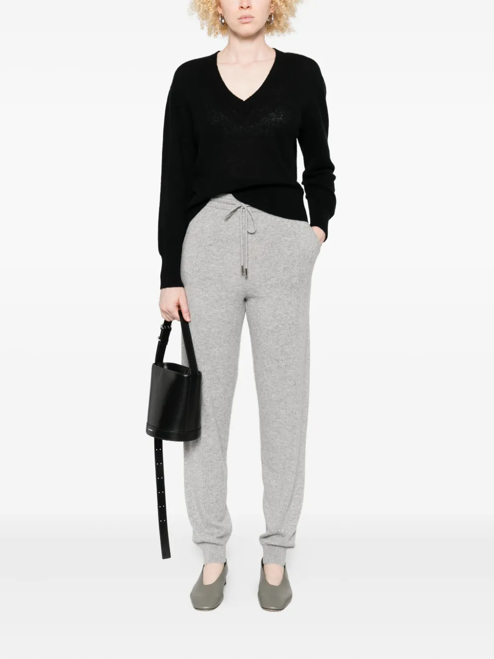 Gotha V-neck Cashmere Sweater In Black