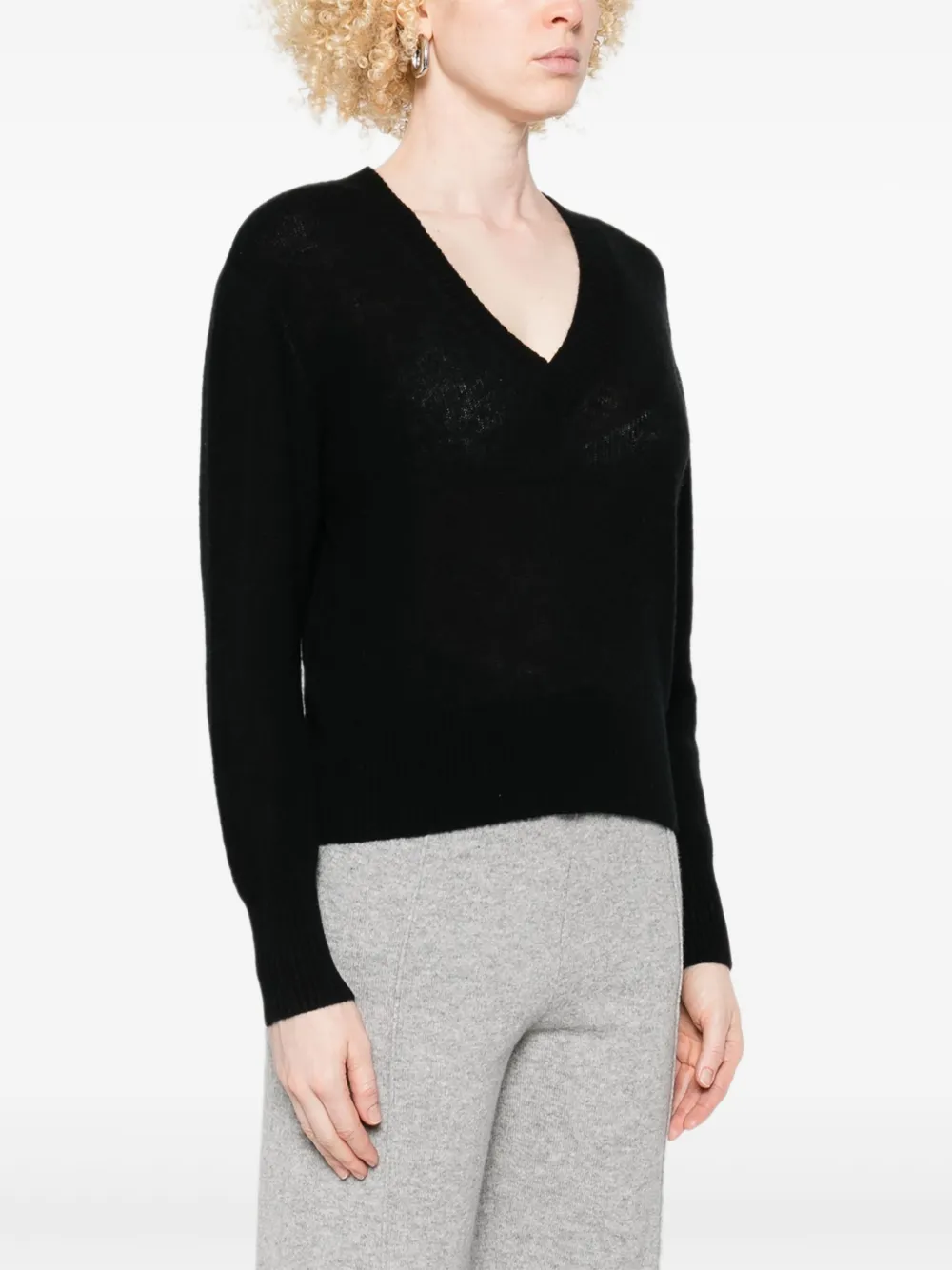 Gotha V-neck Cashmere Sweater In Black