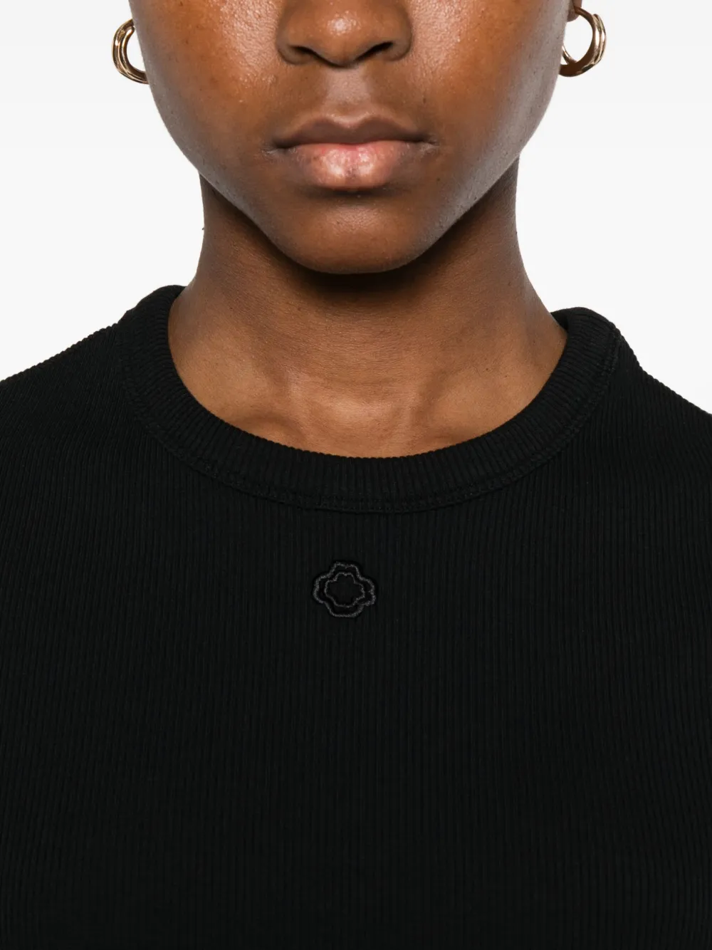 Maje Fijngeribbeld T-shirt Zwart