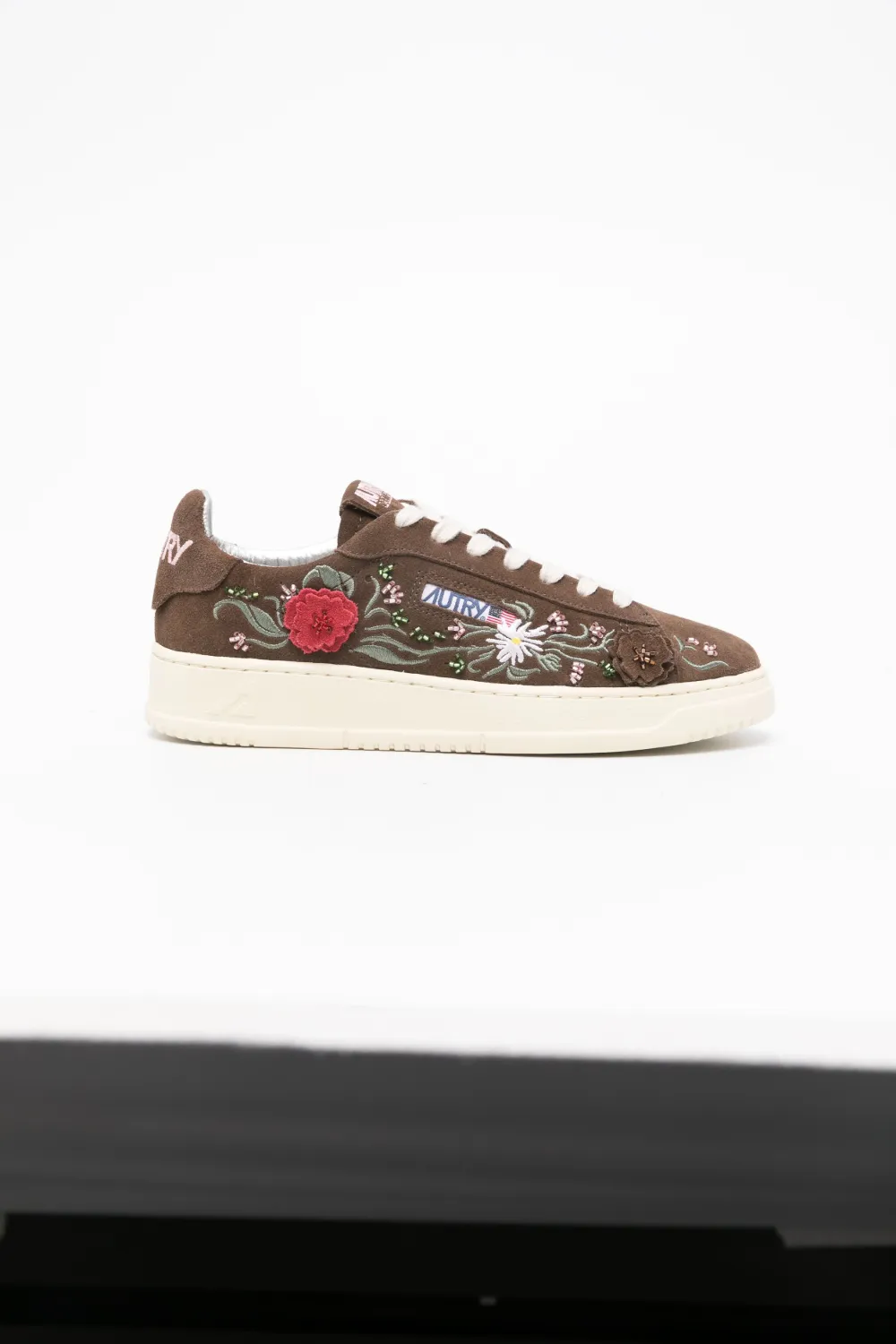 Autry embroidered leather sneakers | Brown | Image 1