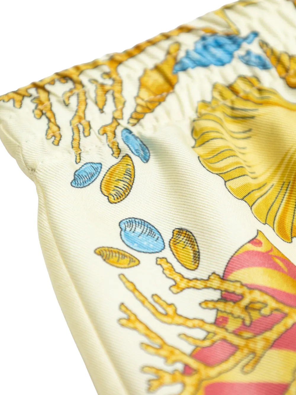 Versace Kids Zijden shorts met barokprint Beige
