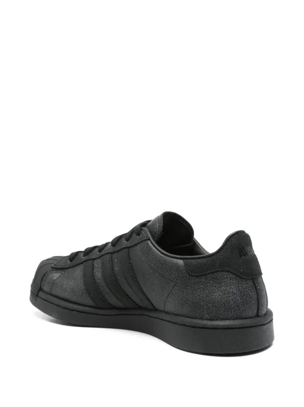 新品AVAVAV × adidas adidas x AVAVAV コラボコレクションが国内11月21日に発売 ［JP7141