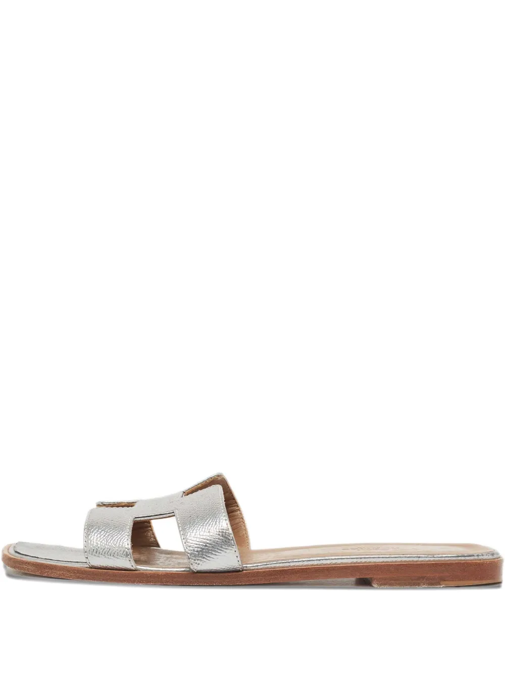 Hermès Pre-Owned leather H-strap flat sandals - シルバートーン Hermès Pre-Owned leather H-strap flat sandals - シルバートーン