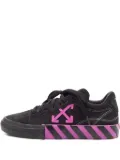 Off-White Pre-Owned Vulcanized Low sneakers - Black
