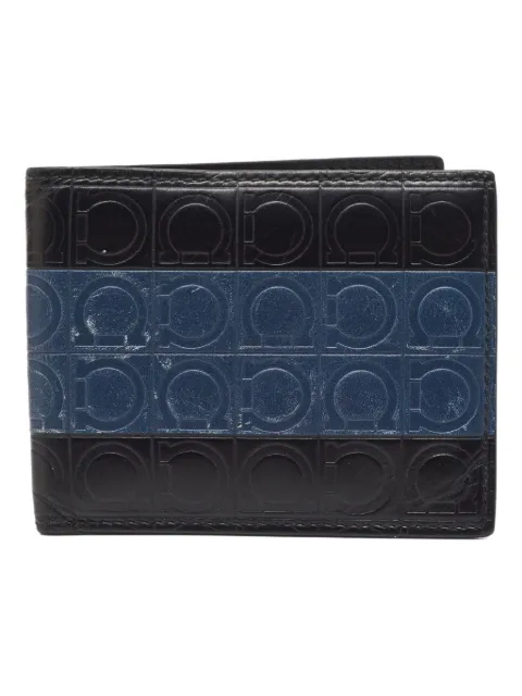 Ferragamo Pre-Owned 2024 embossed bi-fold wallet