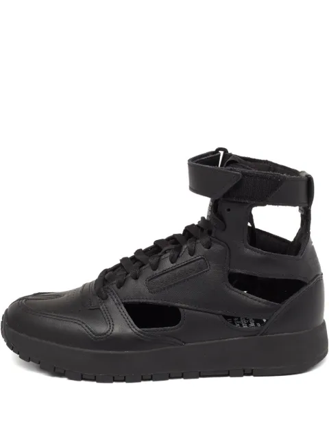 Maison Martin Margiela Pre-Owned x Reebok Tabi cut-out sneakers