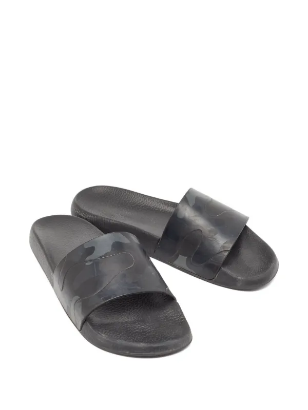 Valentino Garavani Pre-Owned camouflage-print Slides | Black  display picture 2
