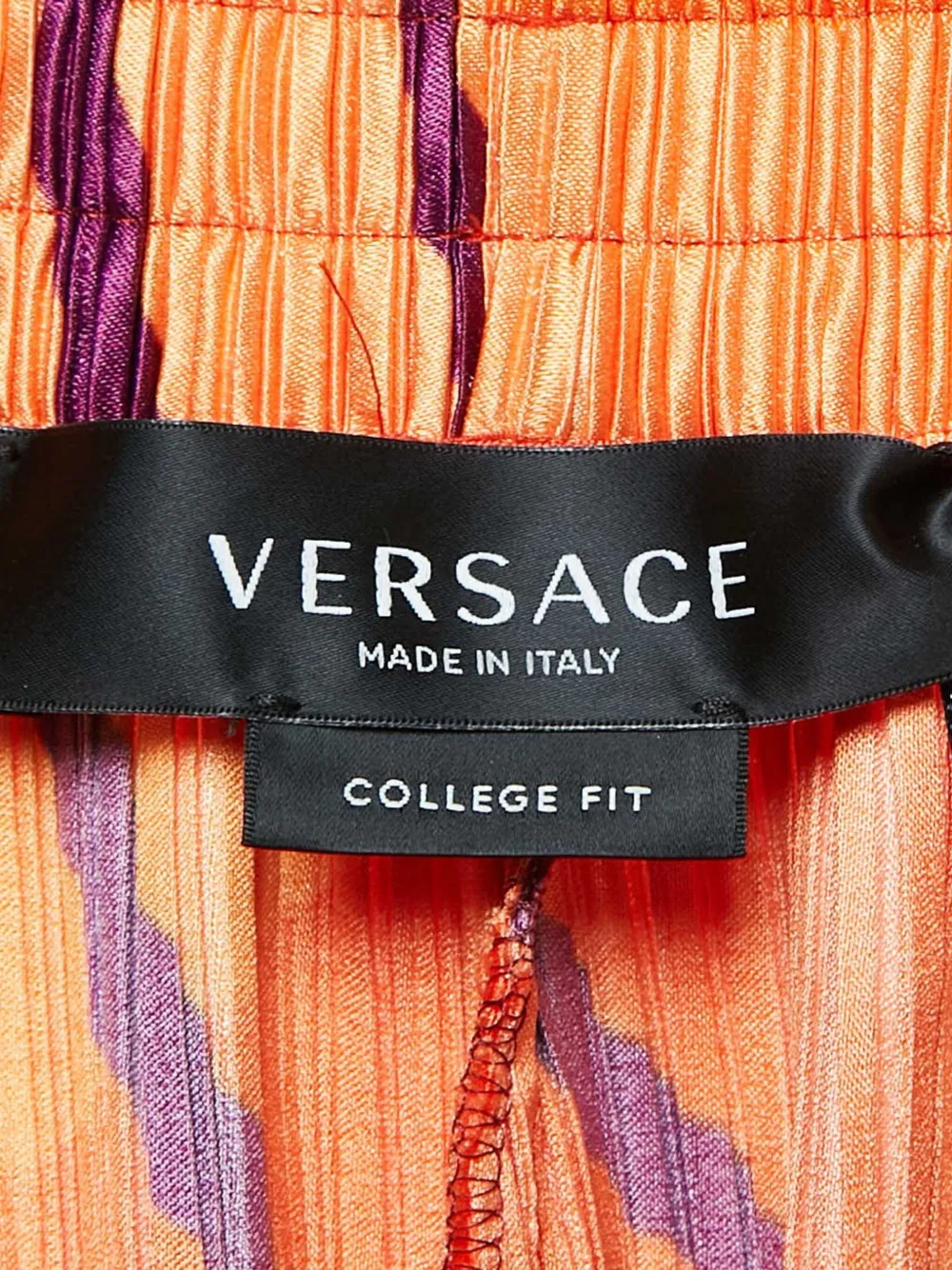 Versace Pre-Owned pleated printed shorts | Image 2