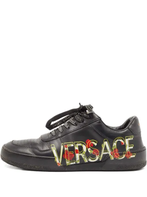 Versace Pre-Owned tenis con logo estampado