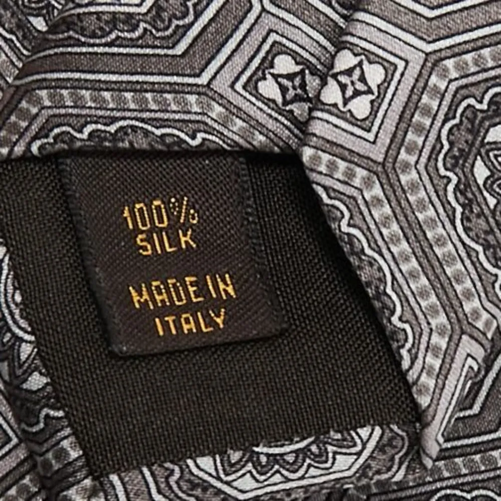 Louis Vuitton Pre-Owned 2024 Quatrefoil silk tie | Image 2