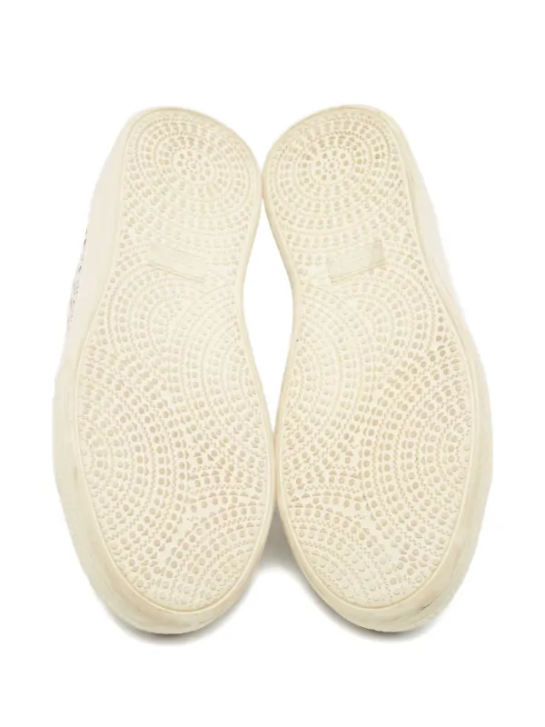 Alaïa Pre-Owned laser-cut low-top Sneakers | White | FARFETCH TW