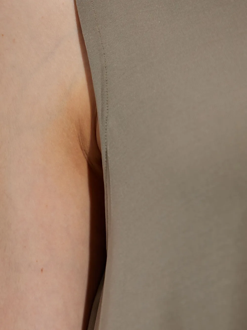 Issey Miyake Gedrapeerde jurk Beige