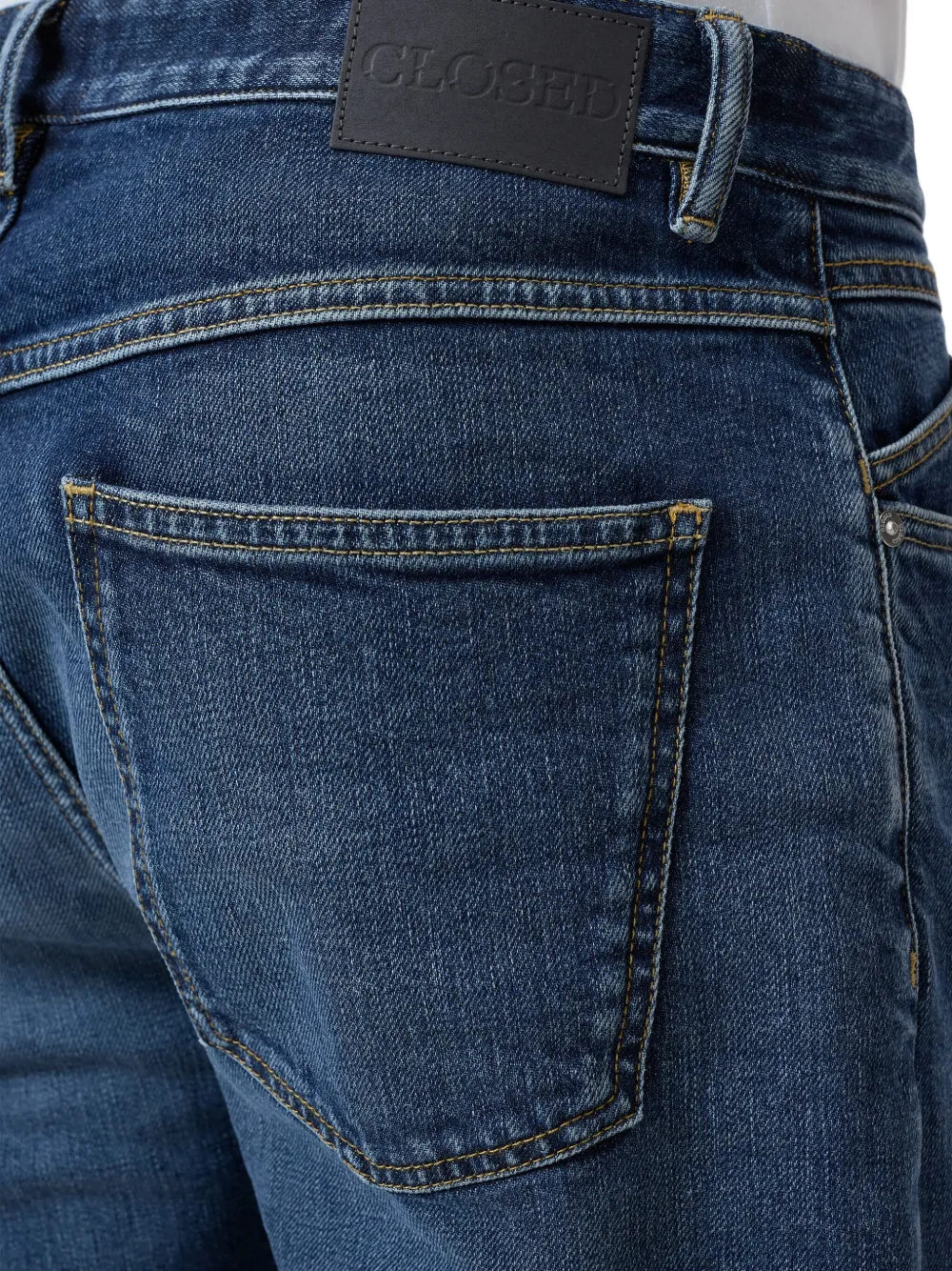 Closed Cooper True jeans met vervaagd effect Blauw
