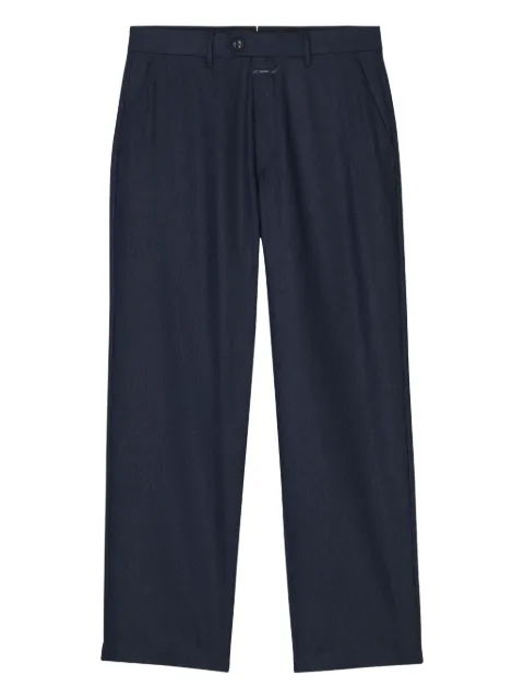 Closed wool trousers