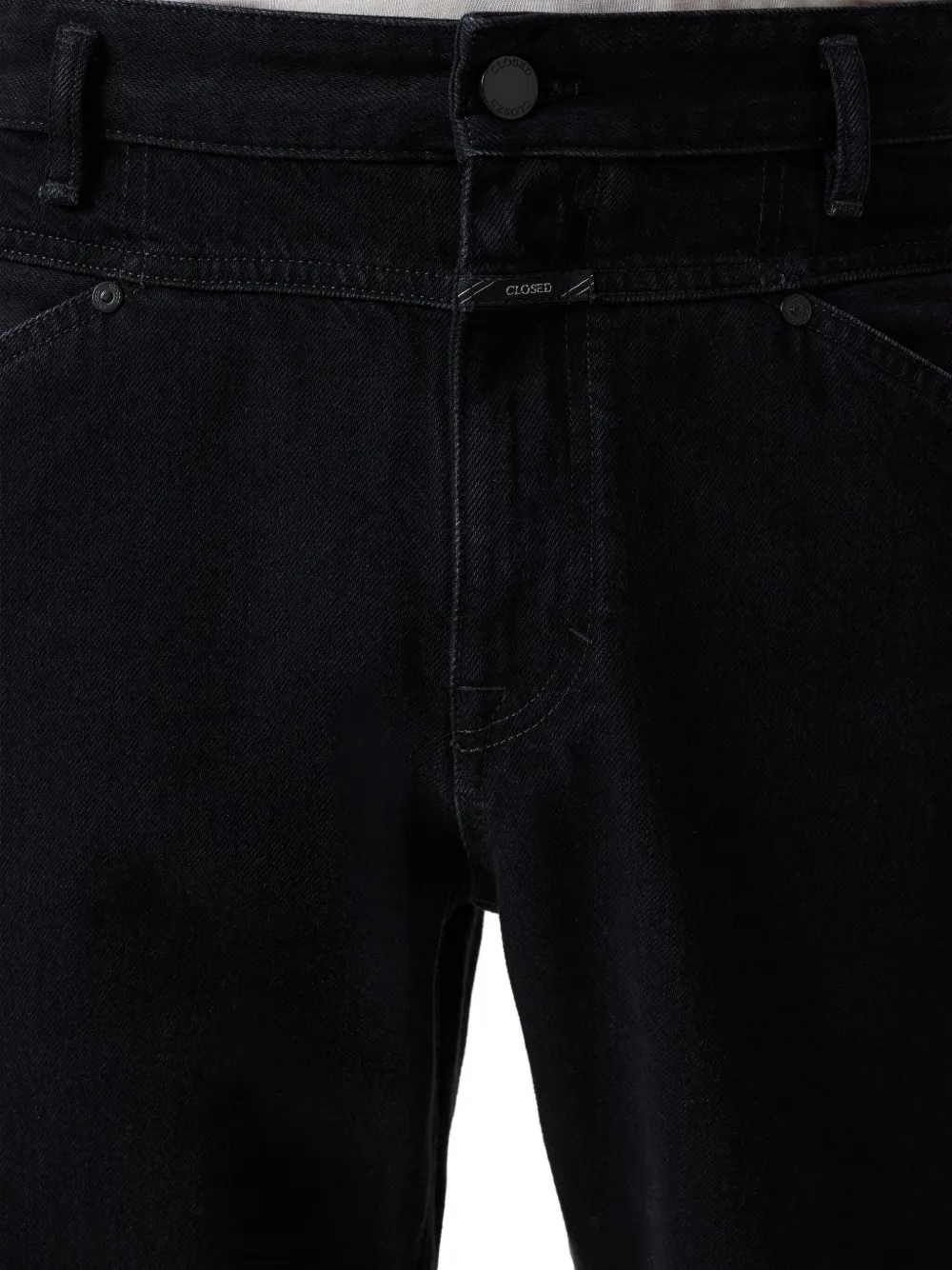 Closed Jeans met toelopende pijpen Zwart