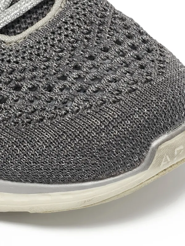 APL: ATHLETIC PROPULSION LABS Knitted Sneakers | Grey | FARFETCH display picture 3