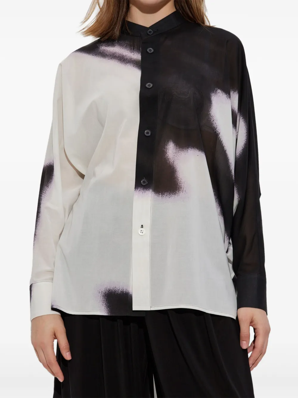 Issey Miyake Blouse met abstracte print Wit
