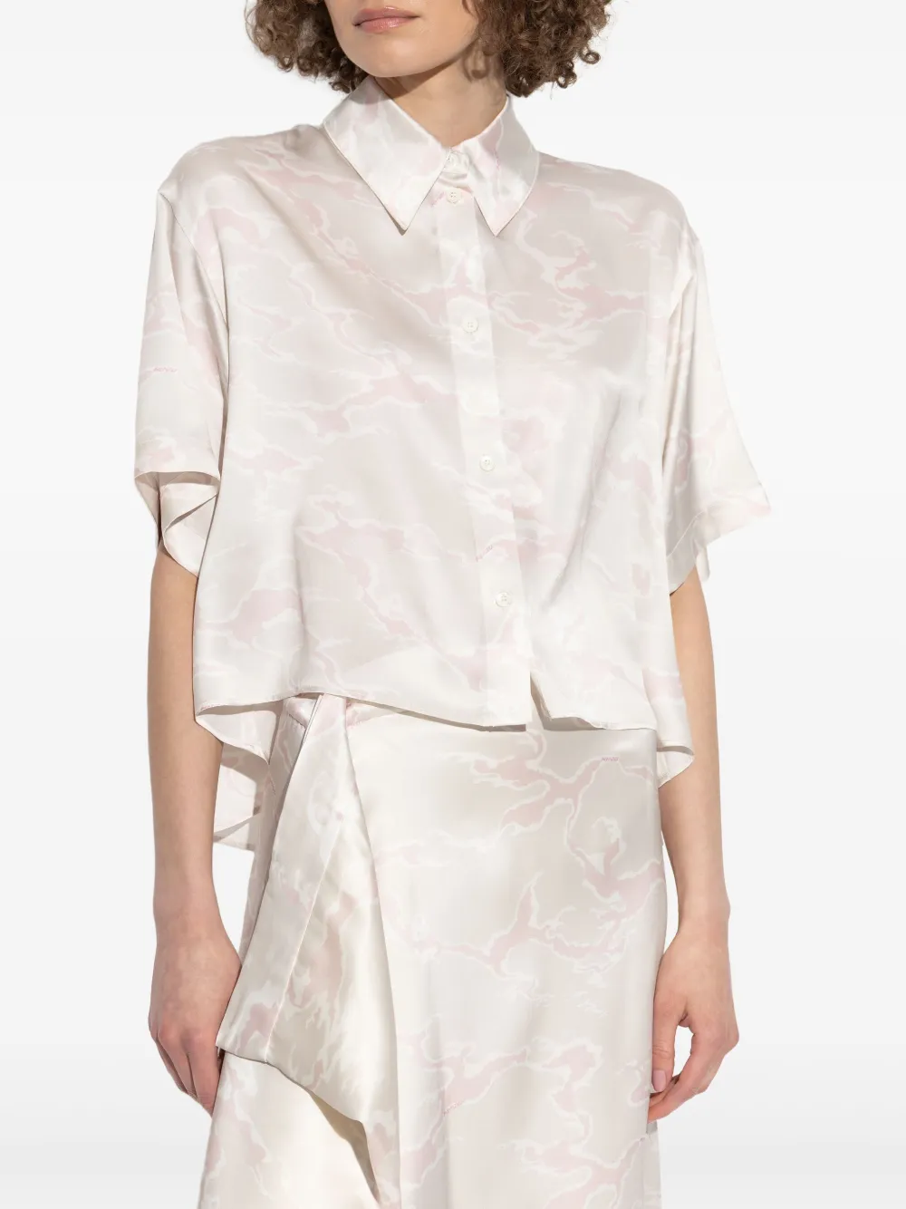 Kenzo Blouse met wolkenpatroon en korte mouwen Beige
