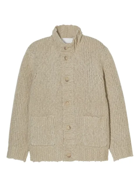Closed buttoned cardigan