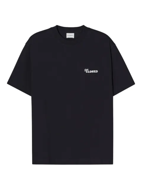 Closed playera con logo estampado
