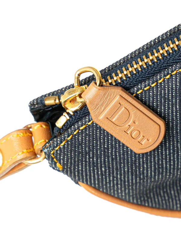 【Christian Dior】ミニサドルバッグ デニム DIOR (ディオール)、人気の「サドル」バッグからデニムエンブロイ