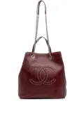 CHANEL Pre-Owned 2018 Large Calfskin Coco Eyelets Shopping Tote satchel - Red