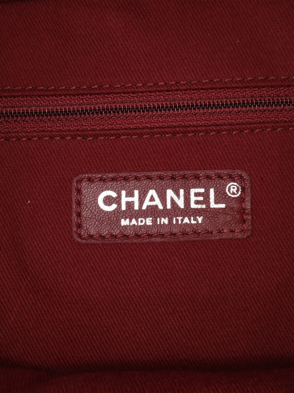 CHANEL Pre-Owned 2018 Large Calfskin Coco Eyelets Shopping Tote satchel | Image 6