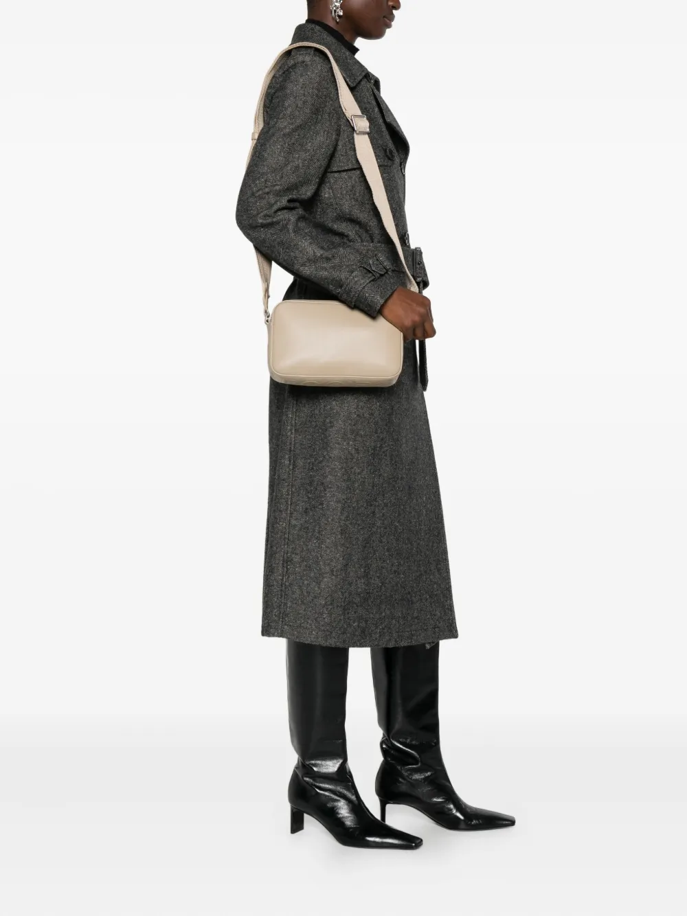 Marc O'Polo Kleine crossbodytas met logo-reliëf Beige