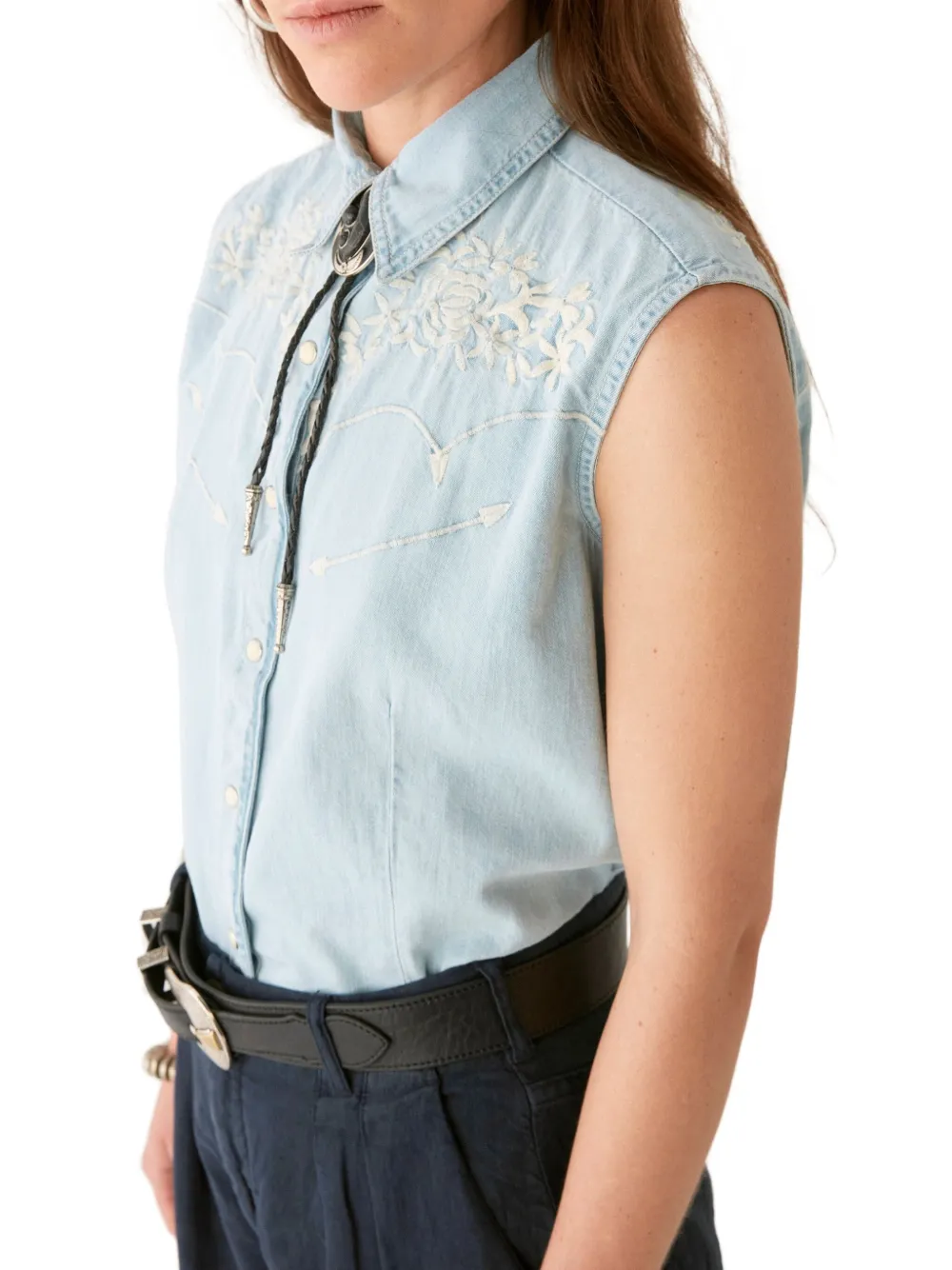 MAISON HOTEL embroidered sleeveless shirt Blauw