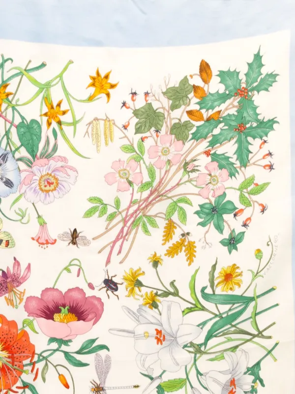 Gucci Pre-Owned 1980s Flora Silk Scarf Blue FARFETCH IN - Main Image