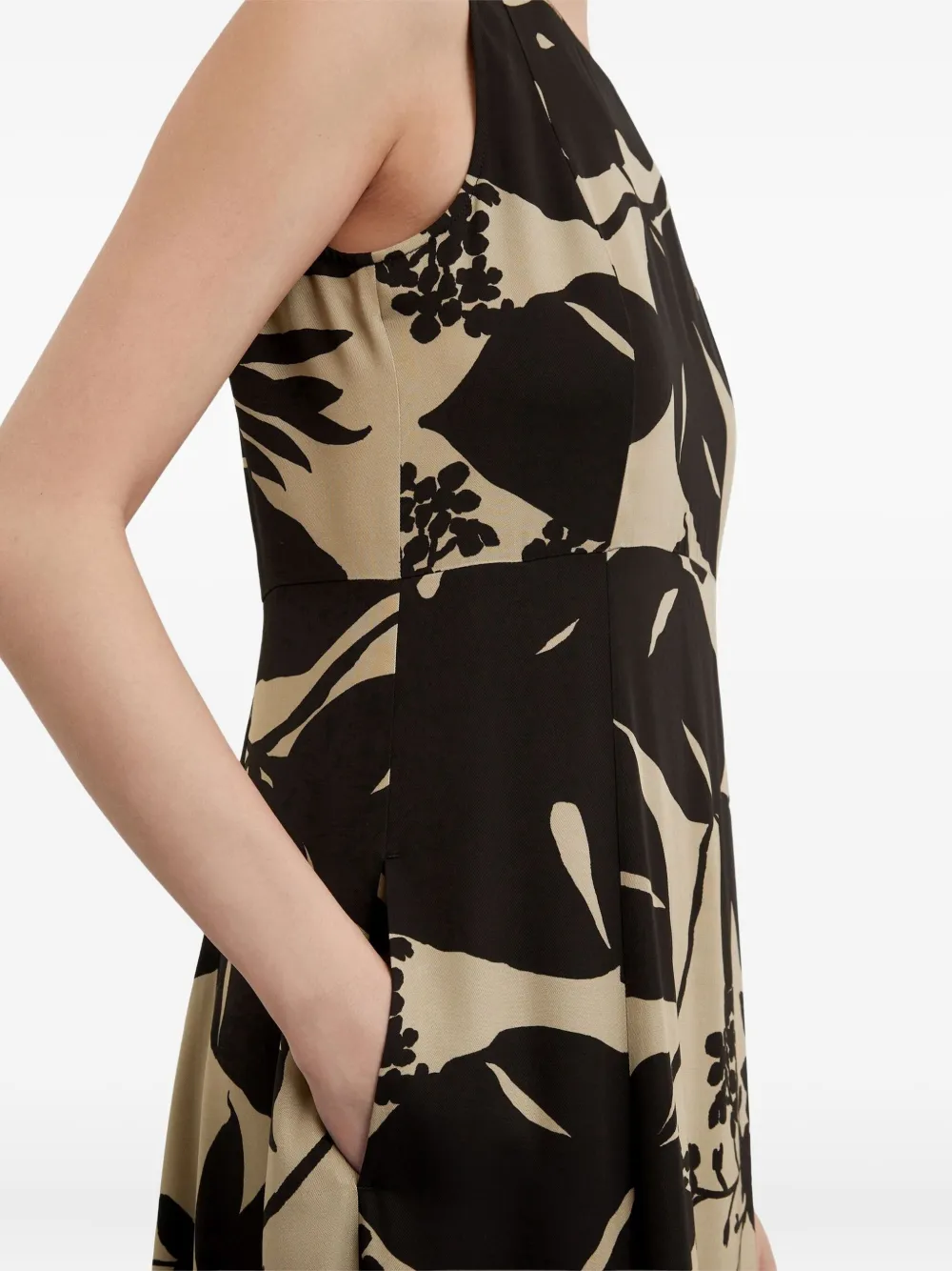 Marc O'Polo Jurk met bloemenprint Beige