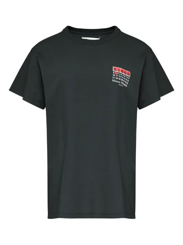 Maison Margiela Camiseta Com Estampa De Números | Preto | FARFETCH BR