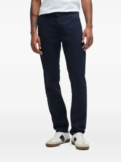 BOSS pantalones con parche del logo